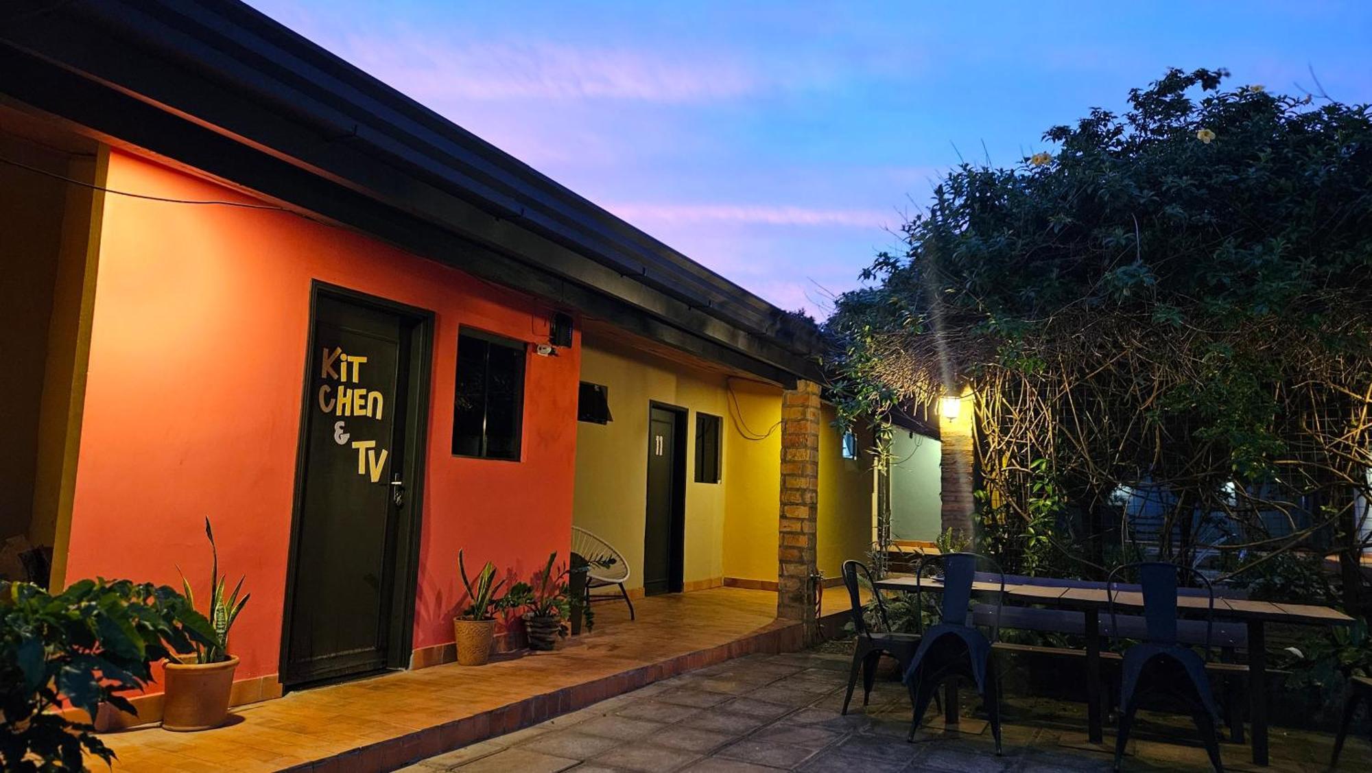Casa Alamanda - Posada Urbana Ciudad del Este Luaran gambar
